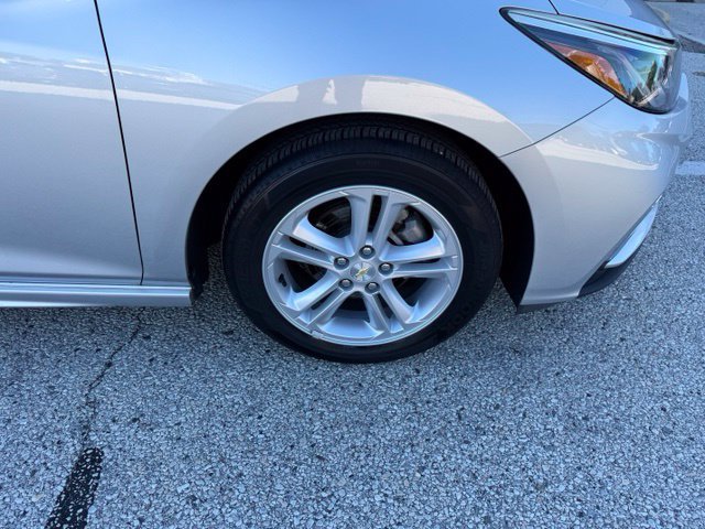 Used 2018 Chevrolet Cruze LT w/ Convenience Package FWD image 59
