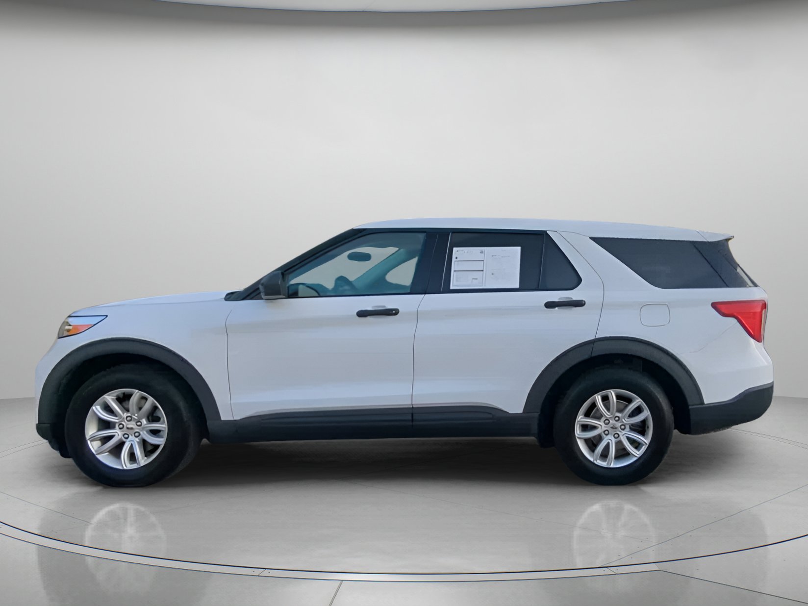 Certified 2021 Ford Explorer 2WD image 17