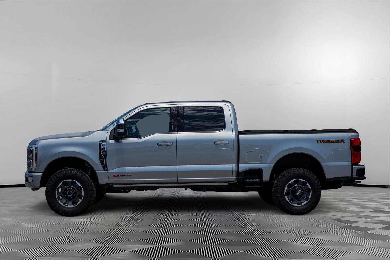 Certified 2024 Ford F250 Platinum w/ Tremor Off-Road Package AWD/4WD image 7