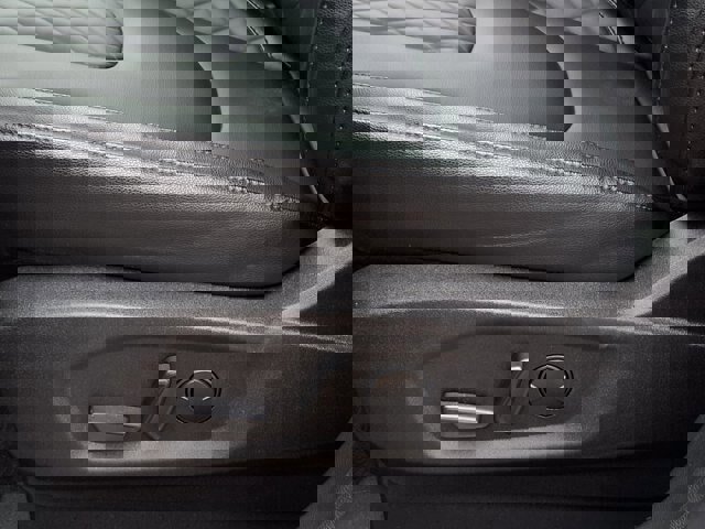 Certified 2024 Ford Edge Titanium w/ Class II Trailer Tow Package image 8