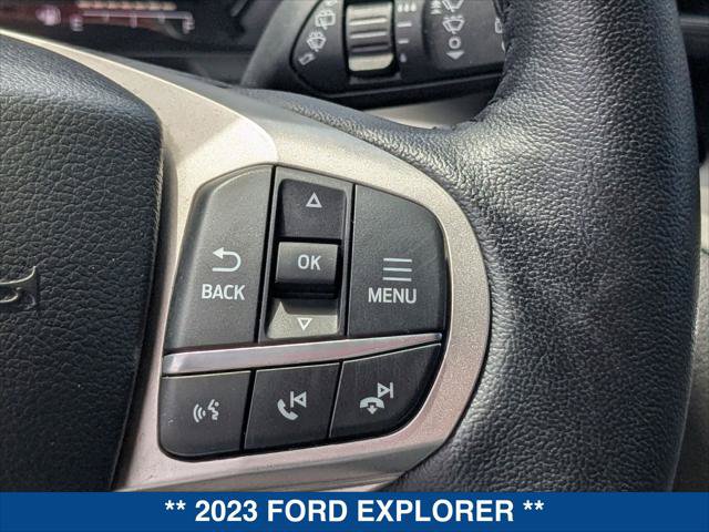 Certified 2023 Ford Explorer XLT w/ Equipment Group 202A RWD image 15
