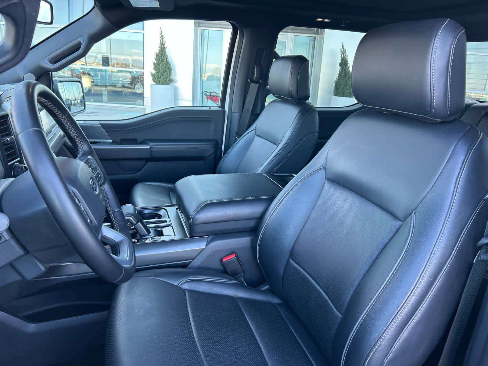 Certified 2025 Ford F150 Lariat AWD/4WD image 36