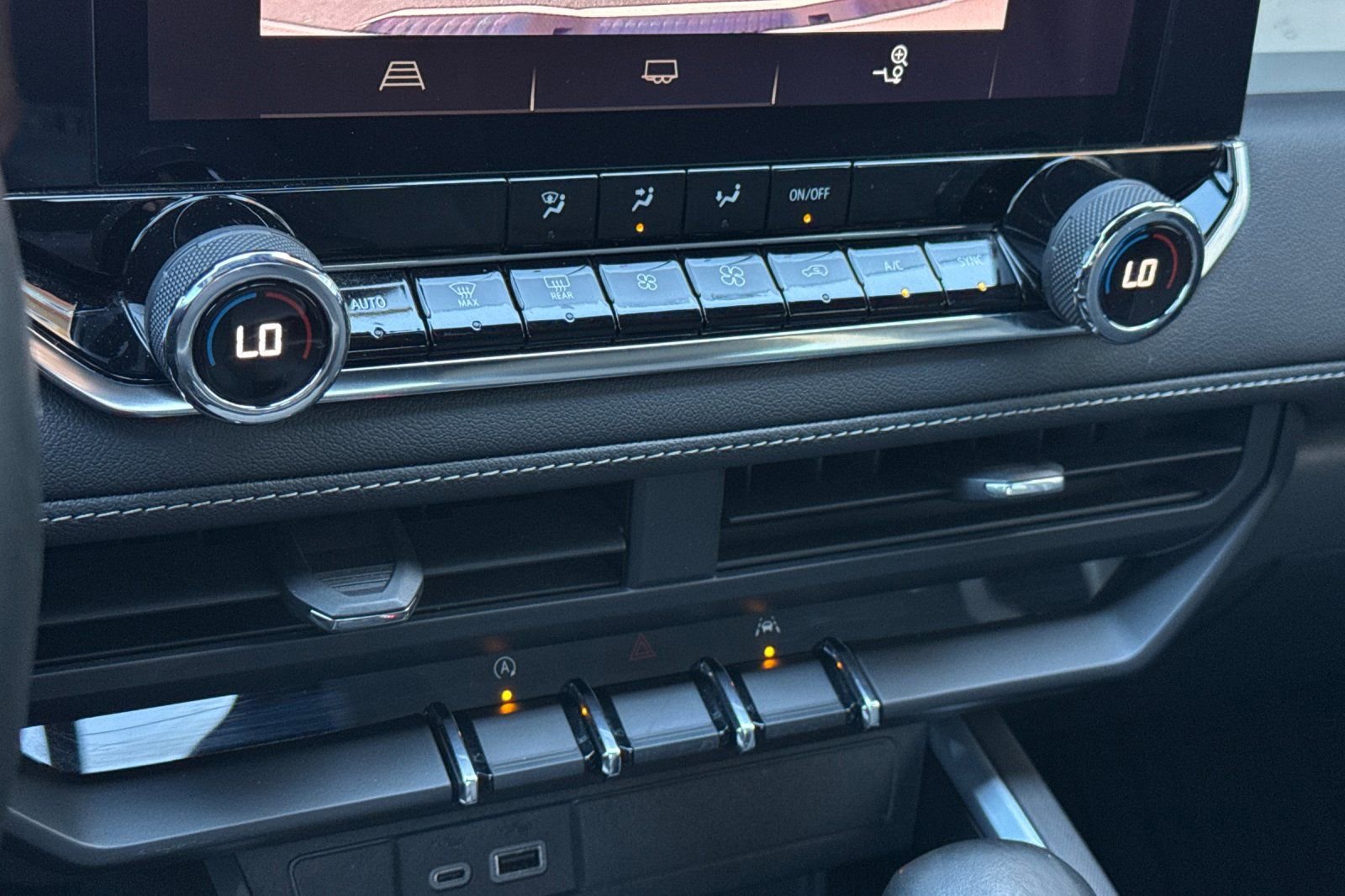 Used 2023 Chevrolet Colorado LT w/ LT Convenience Package image 22