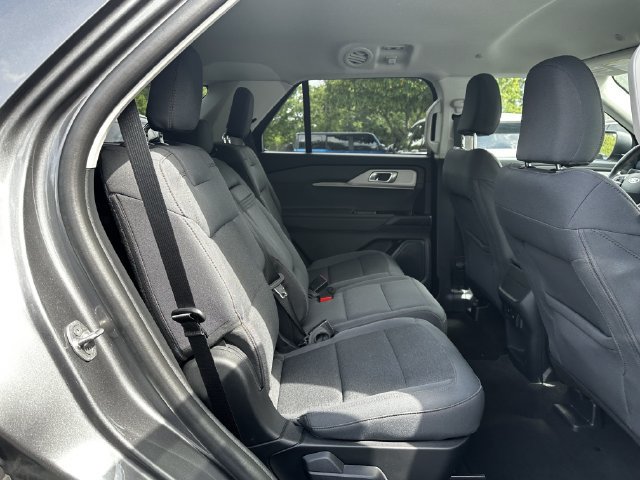 Certified 2025 Ford Explorer Active AWD/4WD image 35