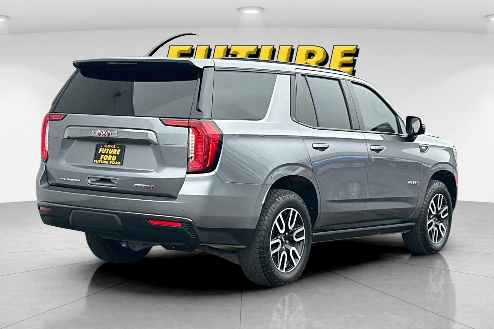 Used 2021 GMC Yukon AT4 w/ AT4 Premium Plus Package image 5