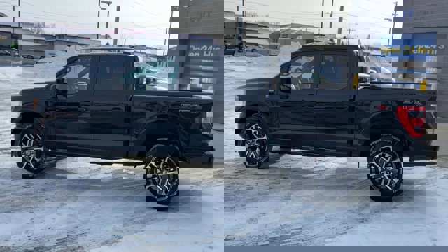 Certified 2022 Ford F150 XL w/ STX Appearance Package image 7