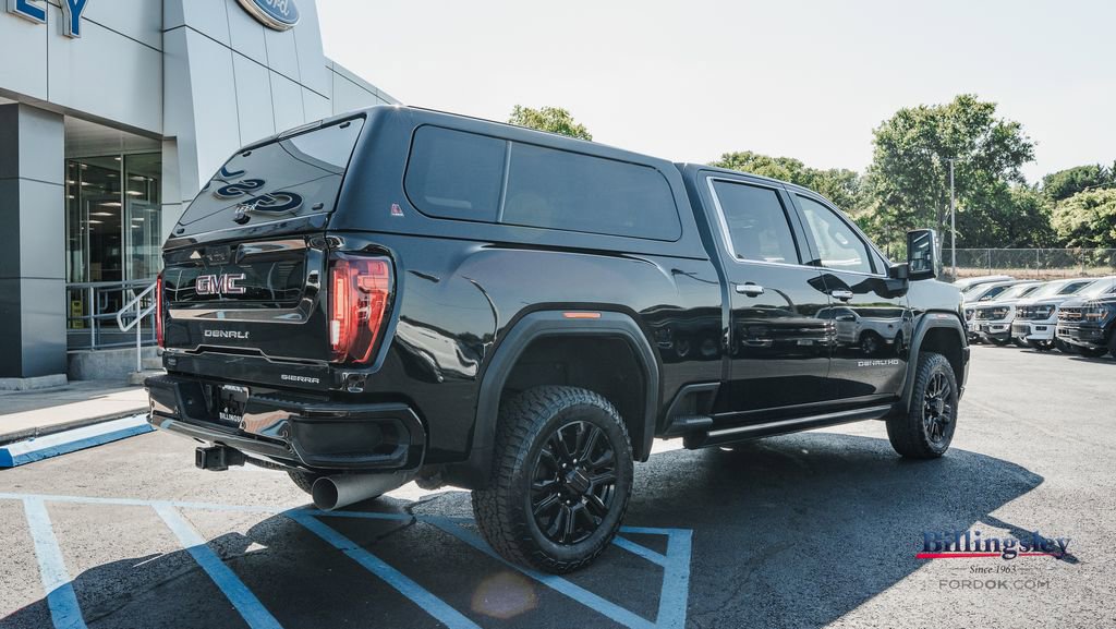 Used 2021 GMC Sierra 2500 Denali w/ Denali Black Diamond Edition AWD/4WD image 6