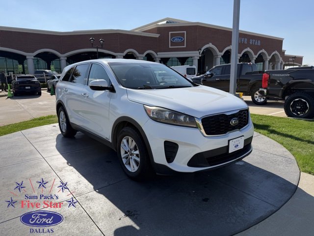 Used 2019 Kia Sorento LX image 4