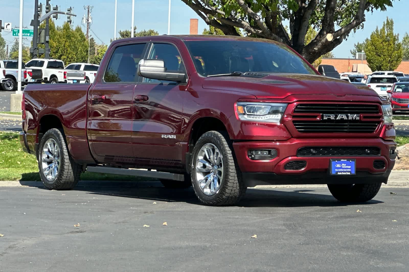 Used 2024 RAM 1500 Laramie AWD/4WD image 9