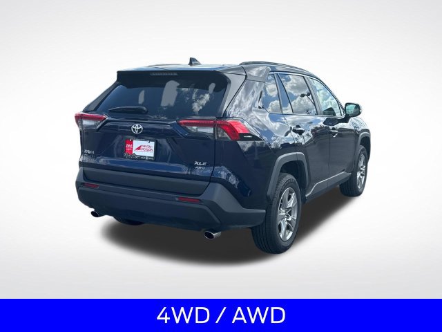 Used 2024 Toyota RAV4 XLE AWD/4WD image 5