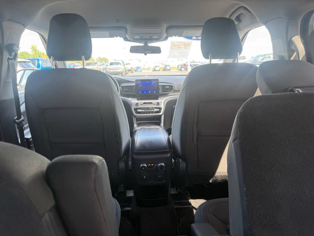 Certified 2021 Ford Explorer XLT RWD image 41