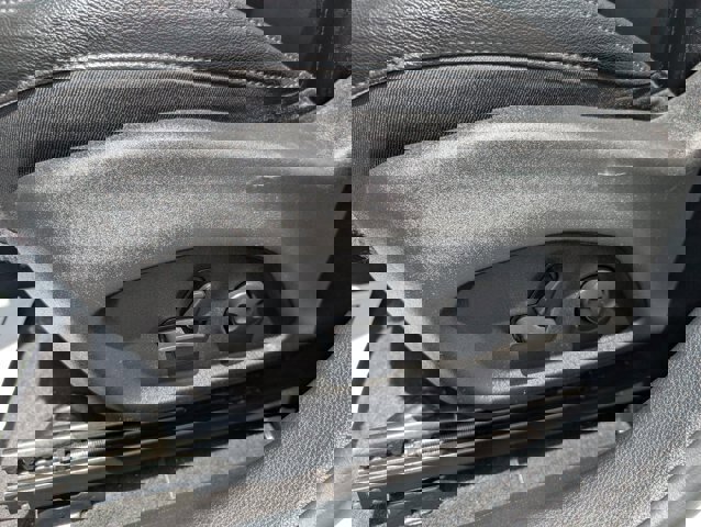 Used 2024 Jeep Compass Limited AWD/4WD image 10