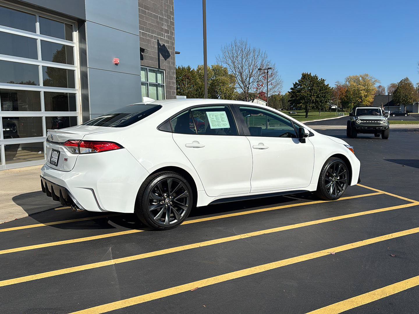 Used 2026 Toyota Corolla SE FWD image 6