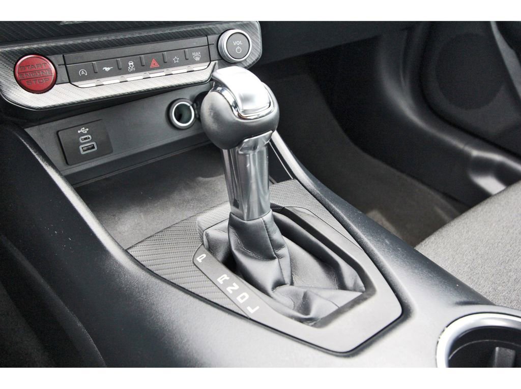 Certified 2024 Ford Mustang Coupe RWD image 23