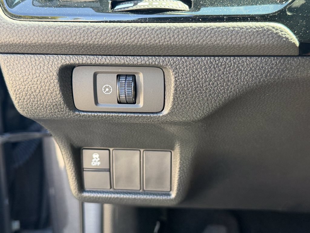 Used 2025 Honda Civic Sport image 25