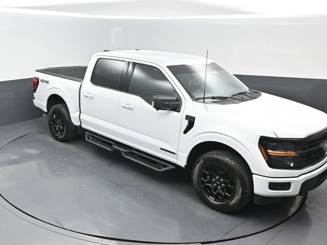 Certified 2025 Ford F150 XLT w/ Equipment Group 302A MID AWD/4WD image 17