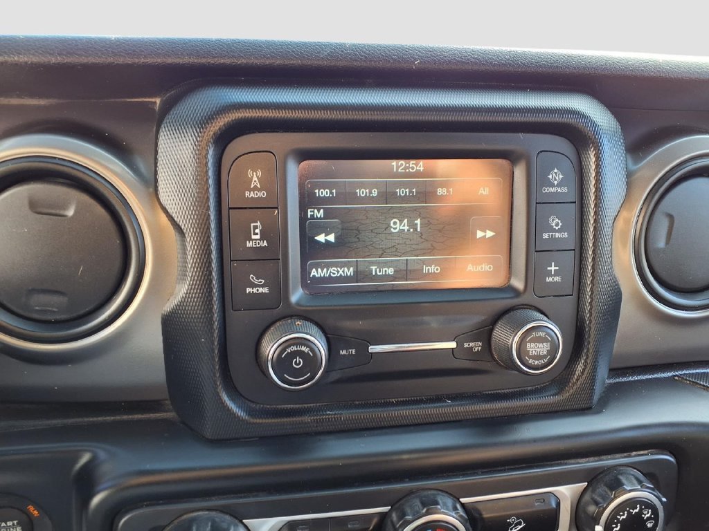 Used 2018 Jeep Wrangler Unlimited Sport AWD/4WD image 10