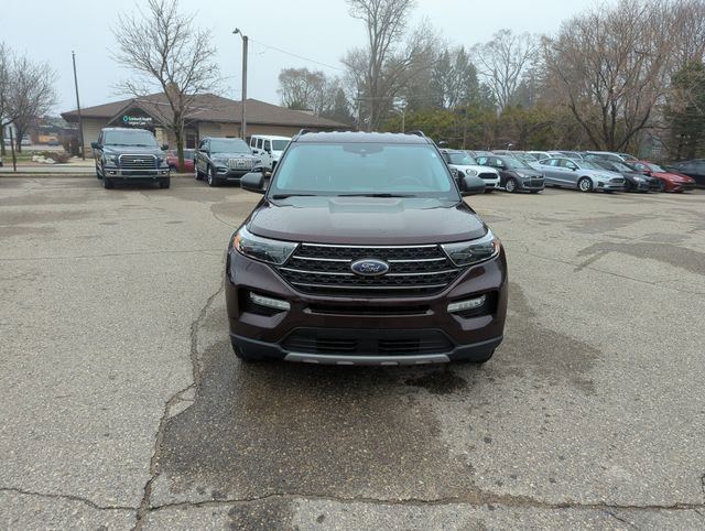 Certified 2023 Ford Explorer XLT w/ Equipment Group 202A image 8