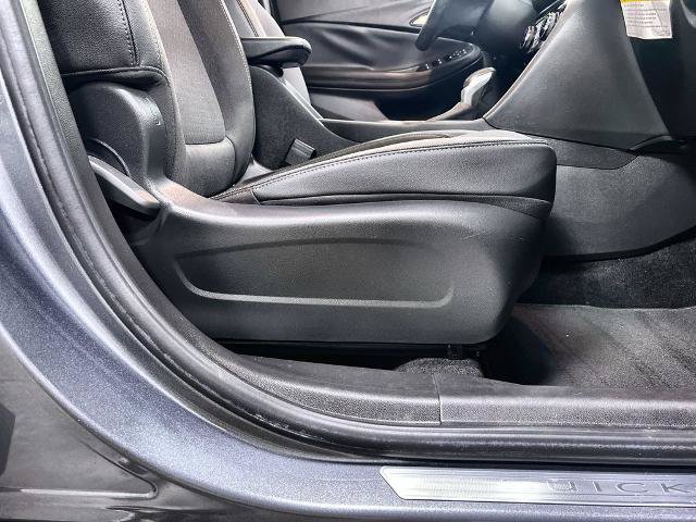 Used 2021 Buick Encore GX Preferred FWD image 28