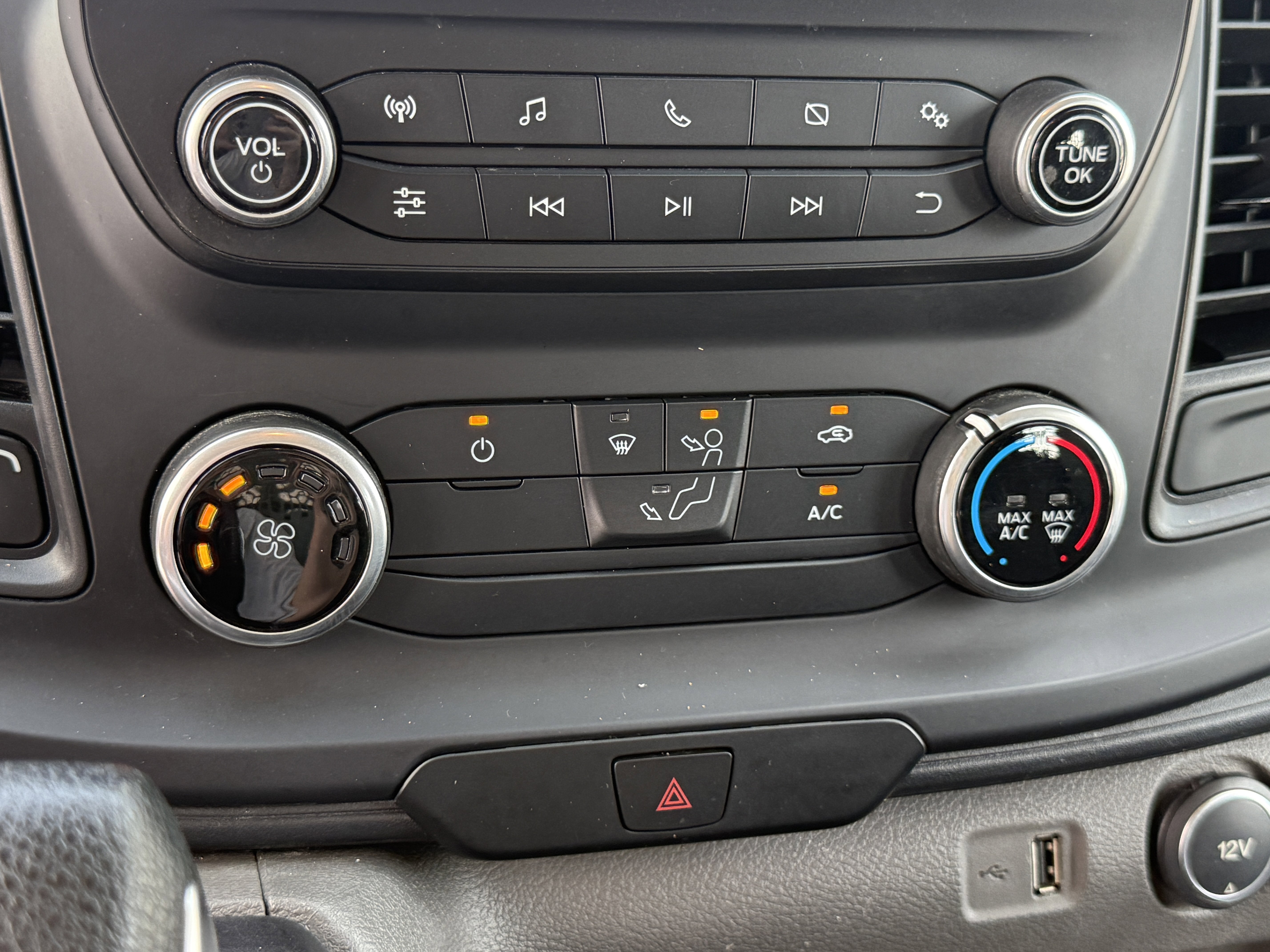 Certified 2020 Ford Transit 250 image 23