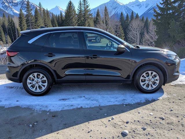 Certified 2023 Ford Escape Active image 2