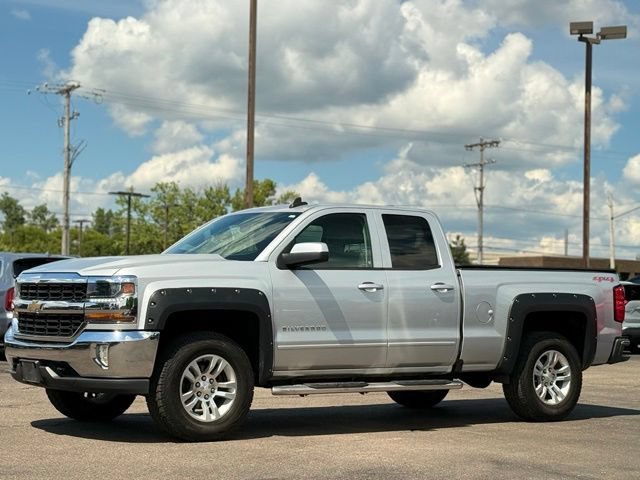 Used 2017 Chevrolet Silverado 1500 LT w/ All Star Edition AWD/4WD image 26