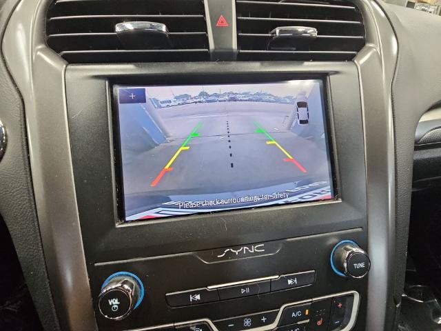 Certified 2020 Ford Fusion SE AWD/4WD image 21