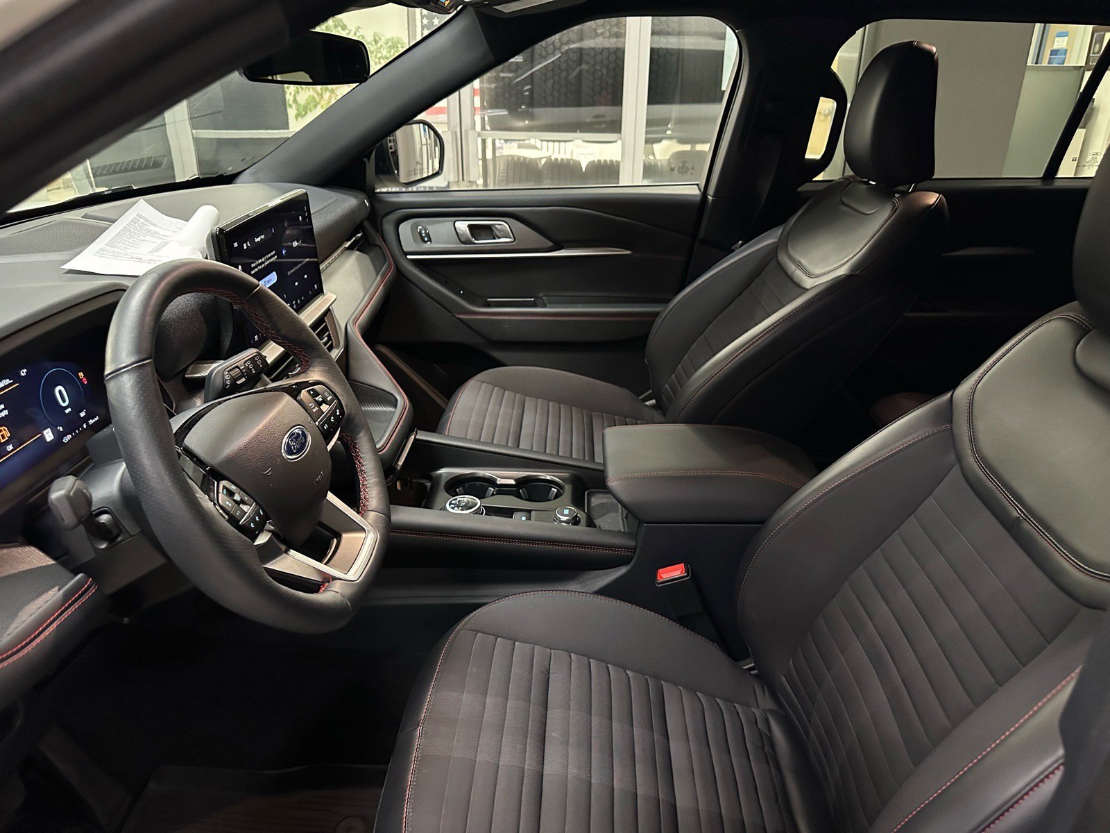 Certified 2025 Ford Explorer ST-Line image 17