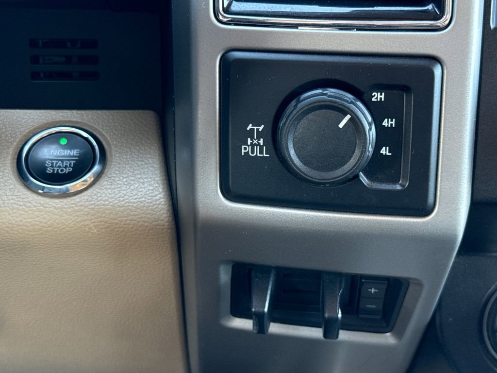 Certified 2019 Ford F350 Lariat w/ Lariat Ultimate Package image 24