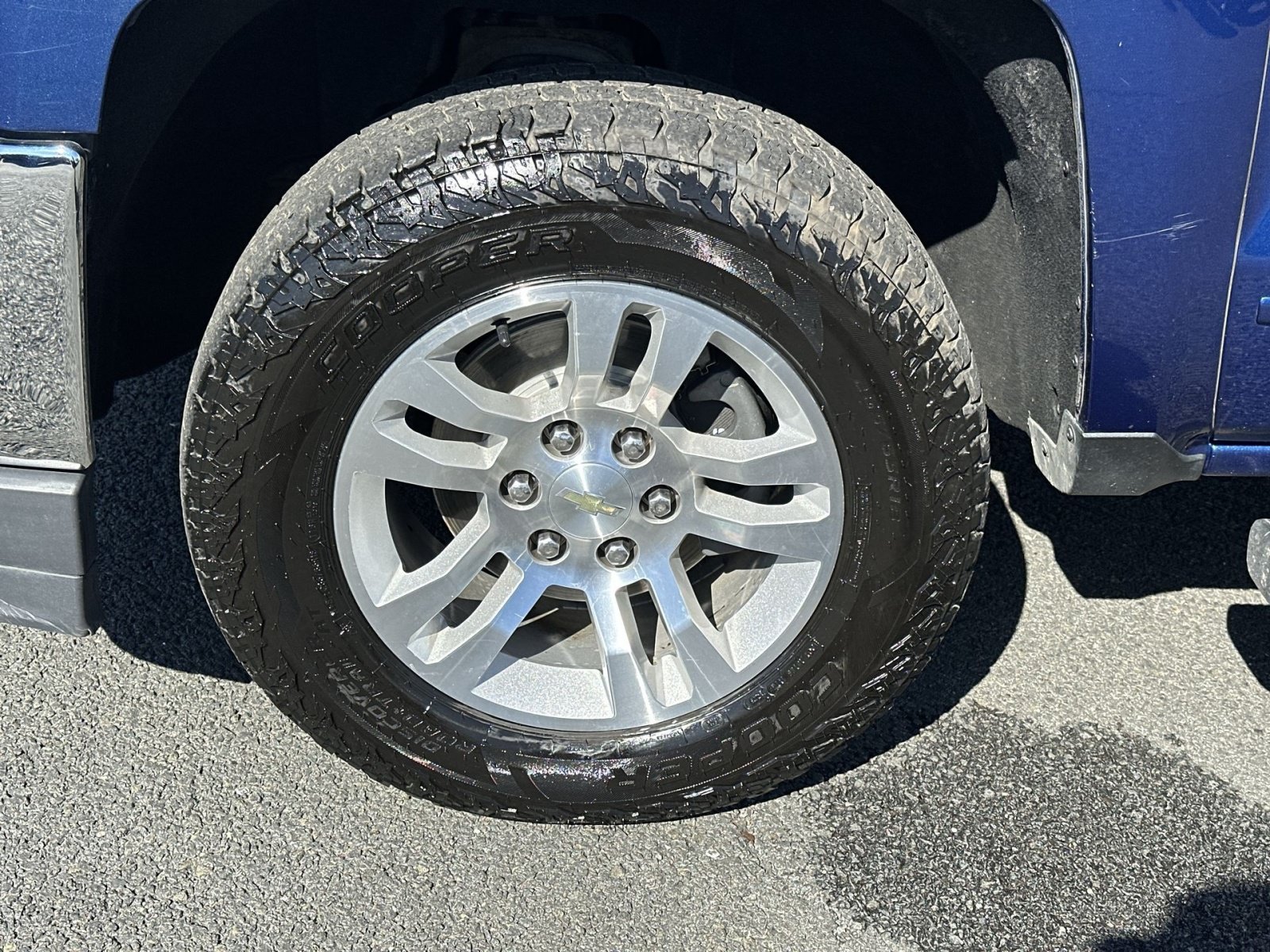 Used 2017 Chevrolet Silverado 1500 LT w/ All Star Edition AWD/4WD image 13