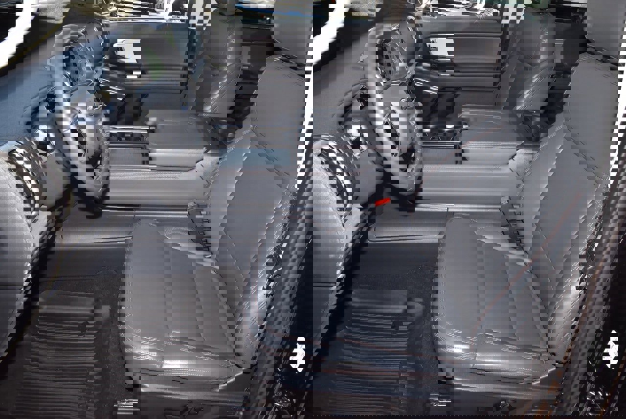 Certified 2025 Ford Expedition Max Active image 13