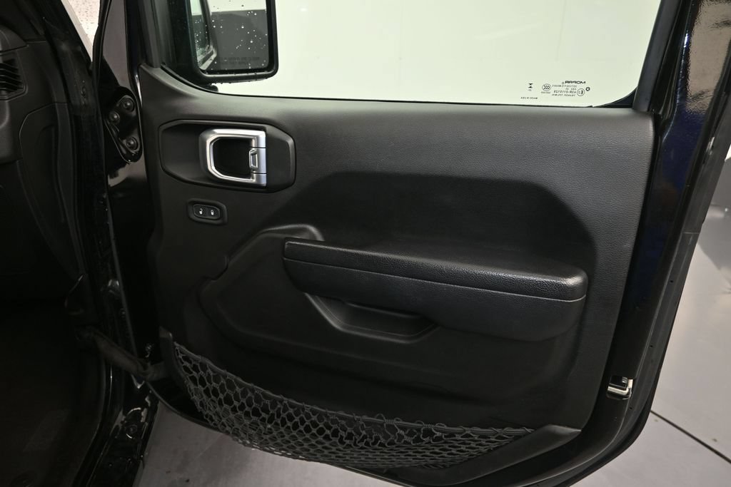 Used 2024 Jeep Wrangler Unlimited Sport AWD/4WD image 15