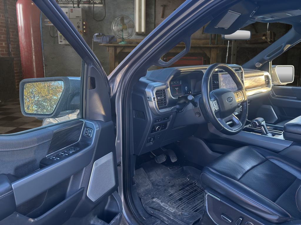 Certified 2024 Ford F150 Lariat w/ Equipment Group 502A High image 17