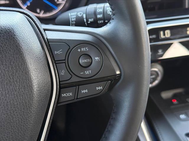 Used 2023 Toyota Venza XLE AWD/4WD image 12