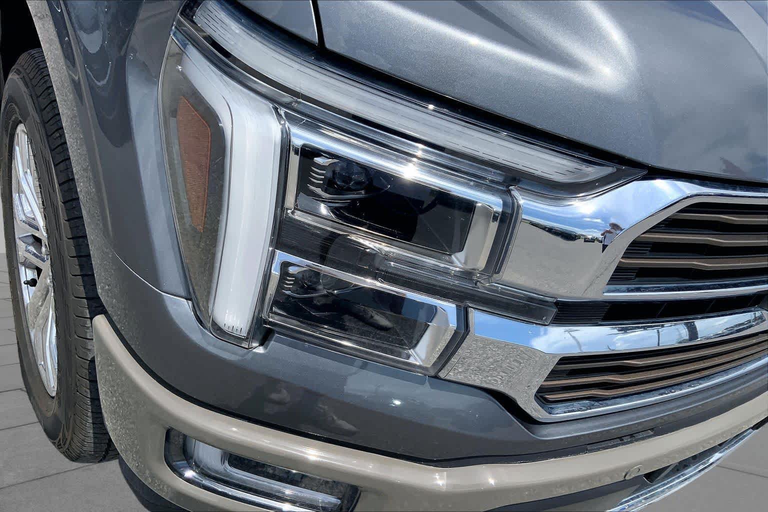Certified 2025 Ford F150 King Ranch AWD/4WD image 28