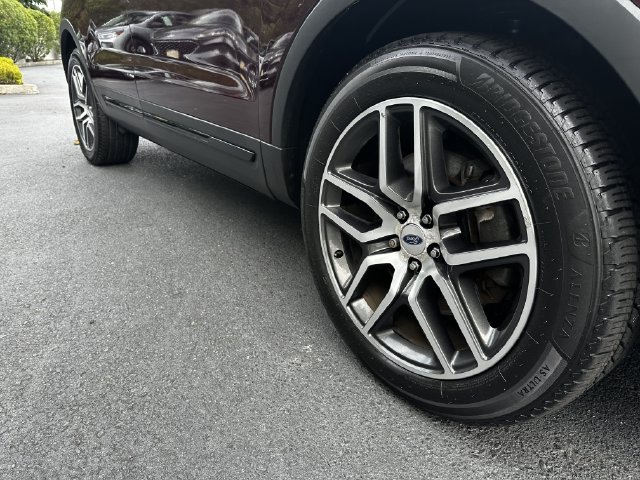 Certified 2018 Ford Explorer Sport w/ Ford Safe & Smart Package AWD/4WD image 11