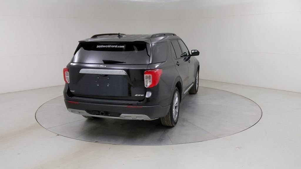 Certified 2023 Ford Explorer XLT w/ Equipment Group 202A image 16