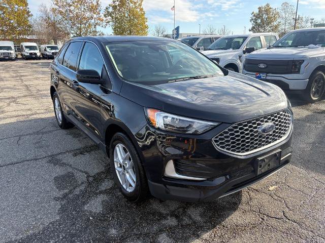Certified 2024 Ford Edge SEL image 3
