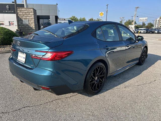 Used 2026 Toyota Camry SE w/ Convenience Package FWD image 4