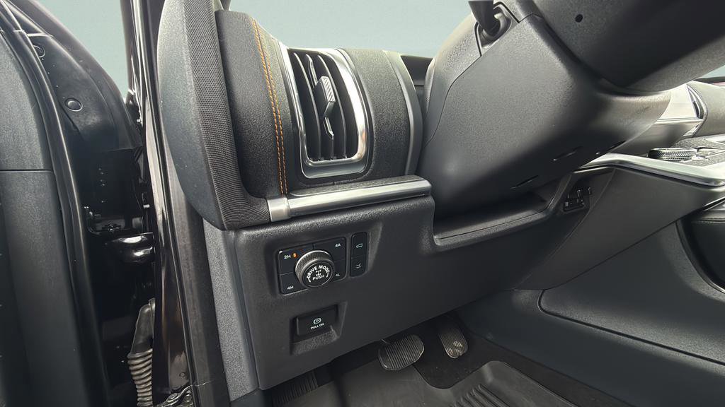 Certified 2025 Ford Expedition Tremor AWD/4WD image 44