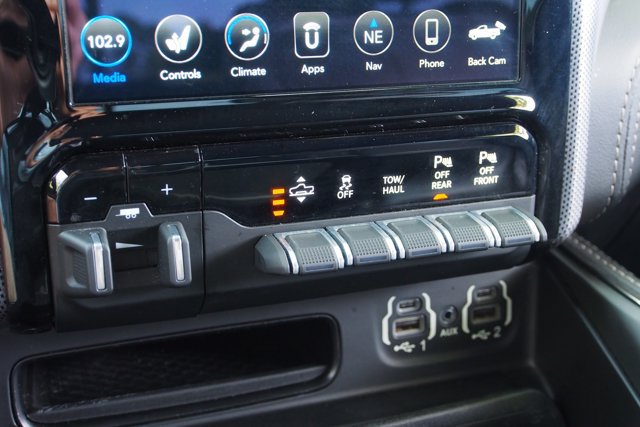 Used 2020 RAM 1500 Limited AWD/4WD image 28
