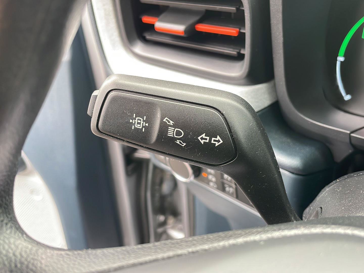 Certified 2022 Ford Maverick XLT FWD image 16