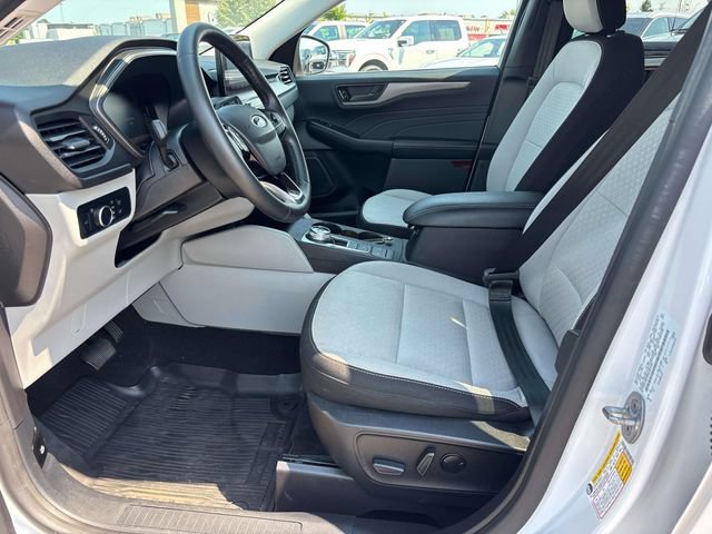 Certified 2024 Ford Escape Active AWD/4WD image 12