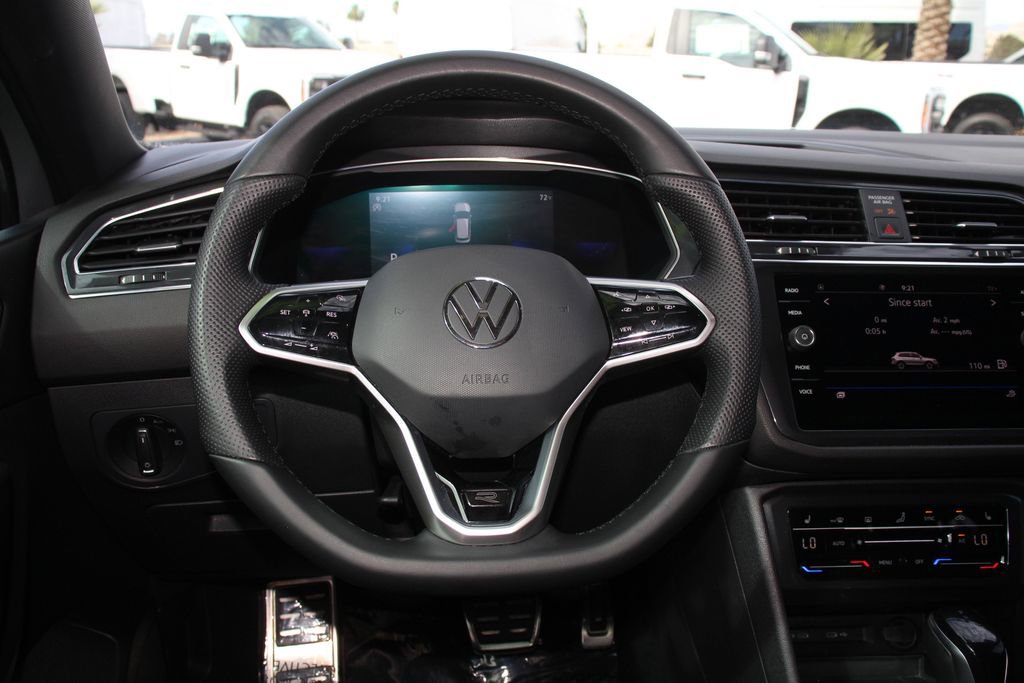 Used 2022 Volkswagen Tiguan SE R-Line FWD image 15
