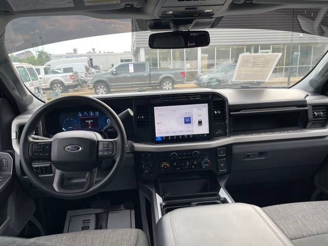 Certified 2024 Ford F250 XLT w/ XLT Premium Package AWD/4WD image 24