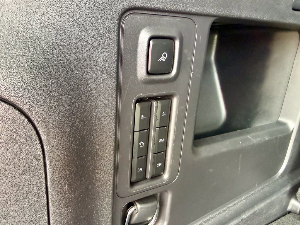 Certified 2025 Ford Expedition Active AWD/4WD image 19
