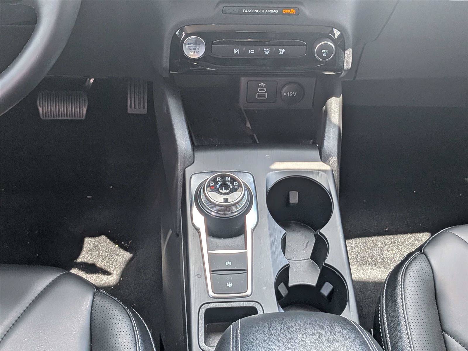 Certified 2025 Ford Escape SE w/ PHEV Premium Package FWD image 20