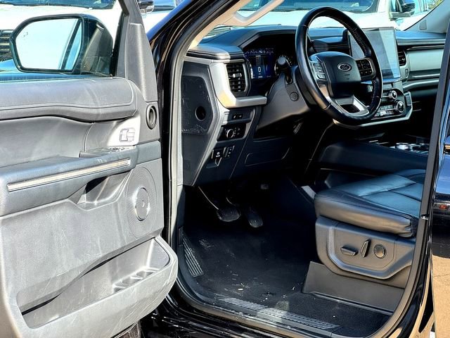 Certified 2024 Ford Expedition Max XLT image 8