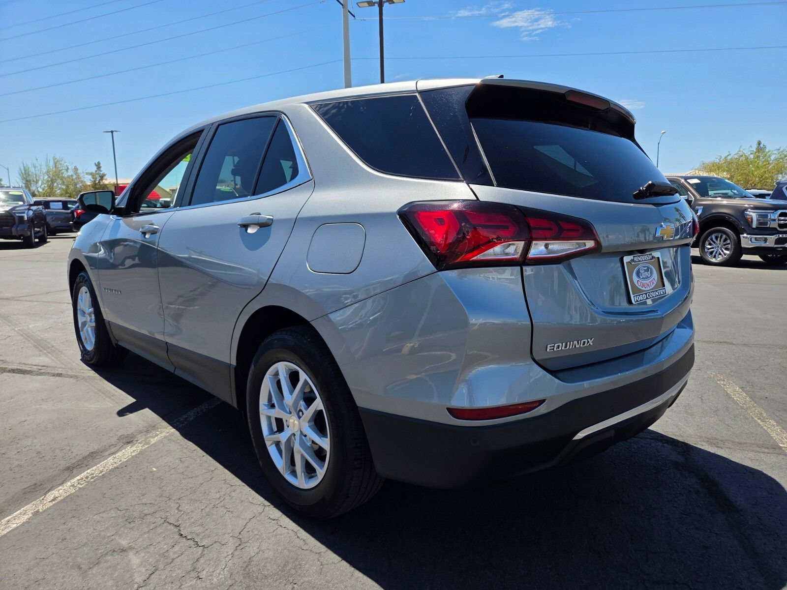 Used 2024 Chevrolet Equinox LT FWD image 4