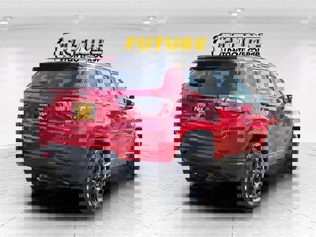 Used 2023 Jeep Compass Trailhawk image 3